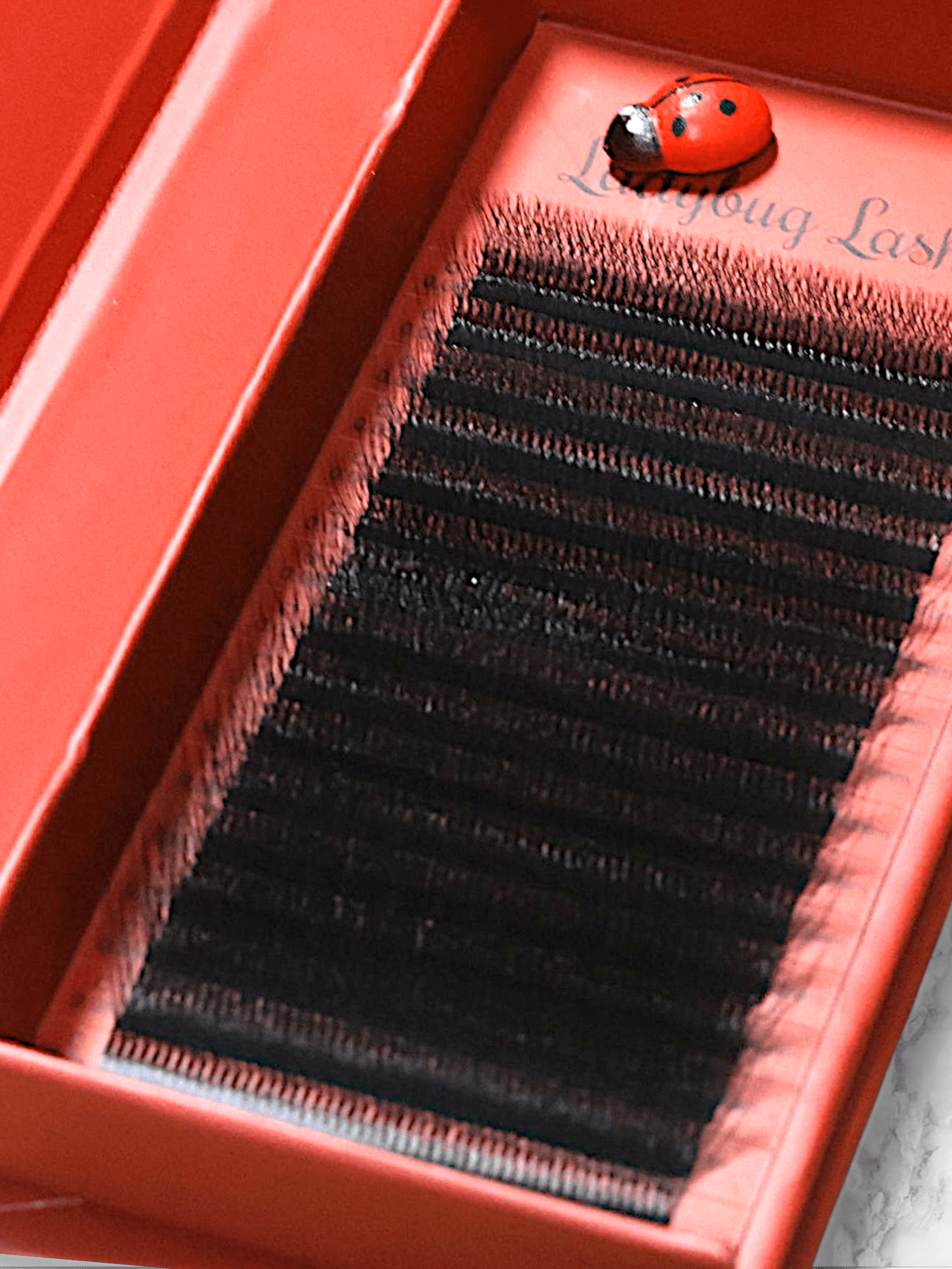 10D Clover Lashes 16 row mixed box