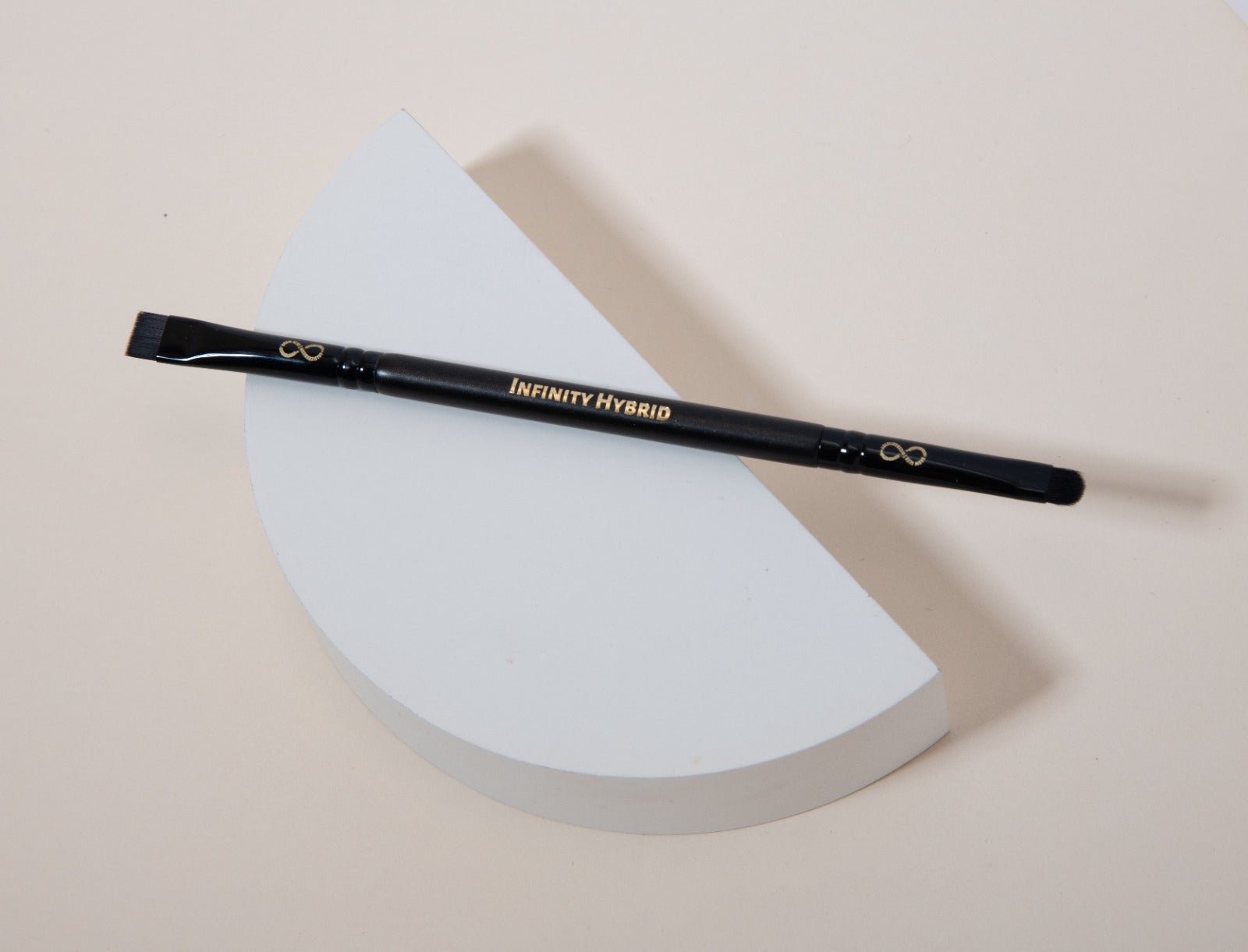 Infinity Buff and Blend Brush for brow stain