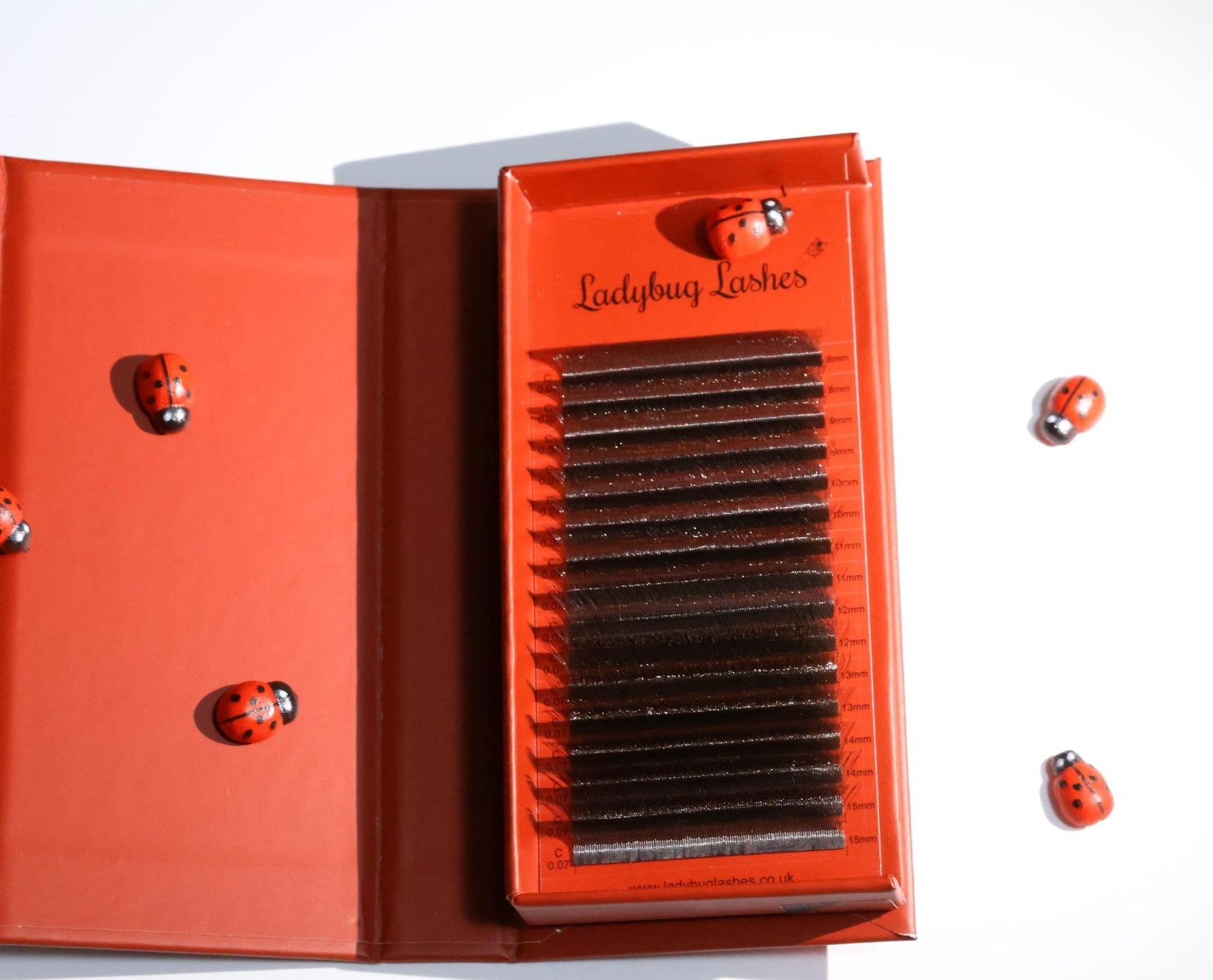 ladybuglashes lashglue lashtrays lashadhesive glueretention cloverlashes wlashes yylashes premades promades lashes