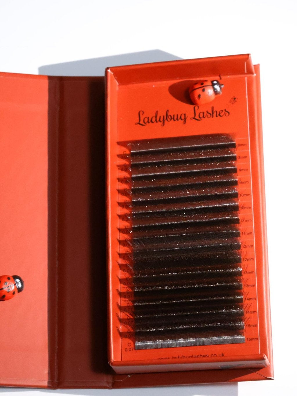 ladybuglashes lashglue lashtrays lashadhesive glueretention cloverlashes wlashes yylashes premades promades lashes