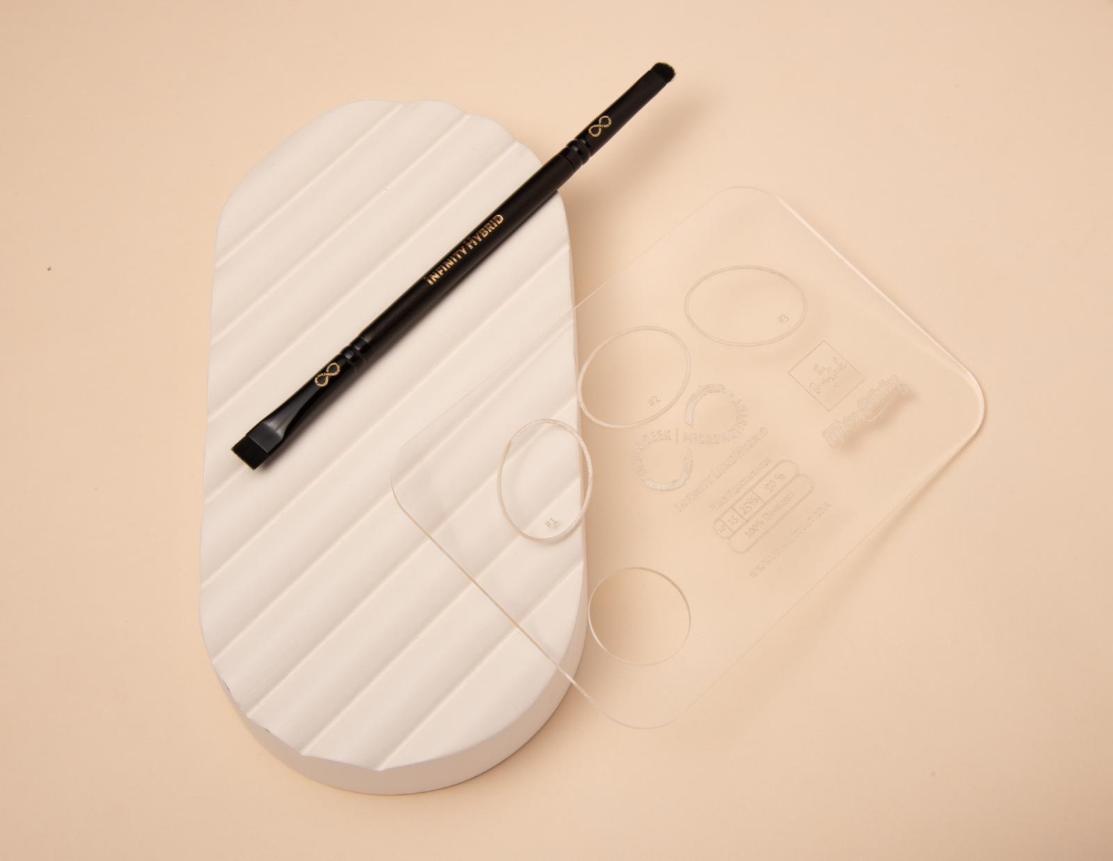 Infinity Lift & Tint Palette Gold/Clear with Buff & Blend Brush