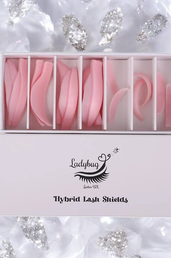 ladybuglashes lashglue lashtrays lashadhesive glueretention cloverlashes wlashes yylashes premades promades lashes