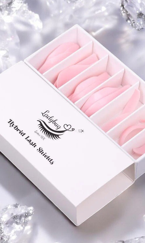 ladybuglashes lashglue lashtrays lashadhesive glueretention cloverlashes wlashes yylashes premades promades lashes