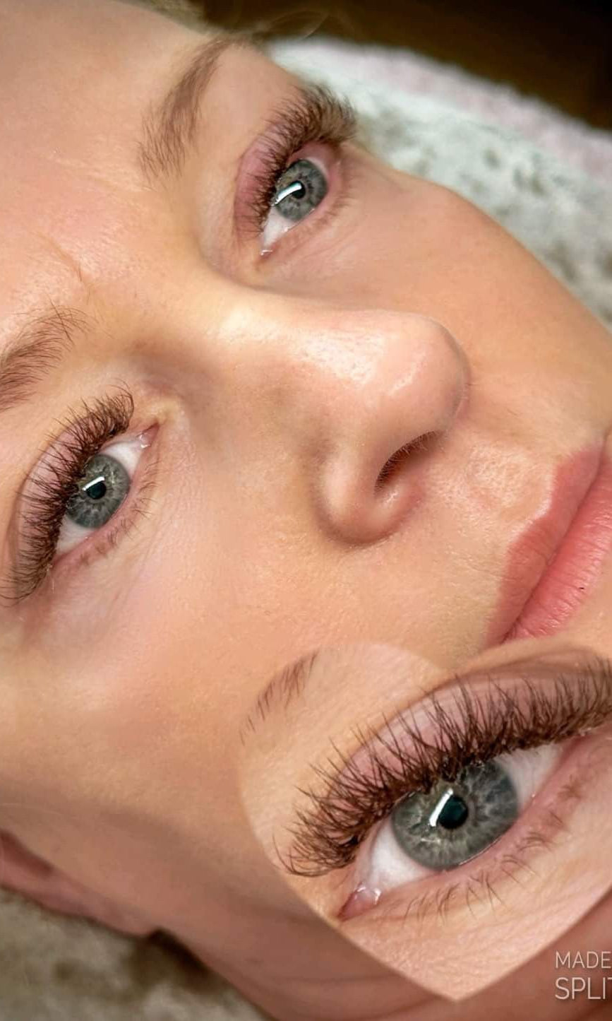 ladybuglashes lashglue lashtrays lashadhesive glueretention cloverlashes wlashes yylashes premades promades lashes