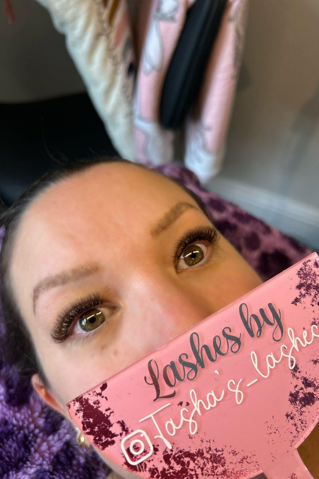 ladybuglashes lashglue lashtrays lashadhesive glueretention cloverlashes wlashes yylashes premades promades lashes