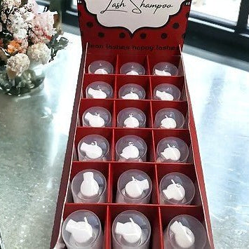 Bulk 30ml Lash Shampoo Bubble Gum – 18 with Display Stand