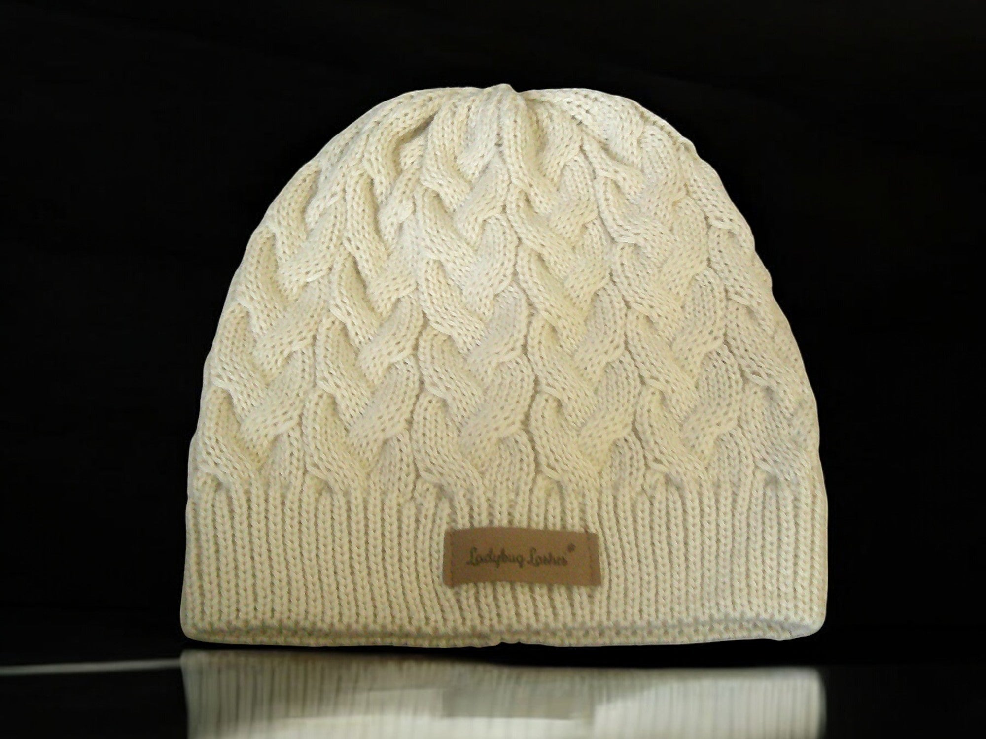 ladybuglashes lashglue lashtrays lashadhesive glueretention cloverlashes wlashes yylashes premades promades lashes