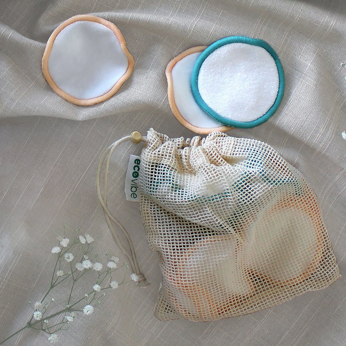 ladybuglashes lashglue lashtrays lashadhesive glueretention cloverlashes wlashes yylashes premades promades lashes