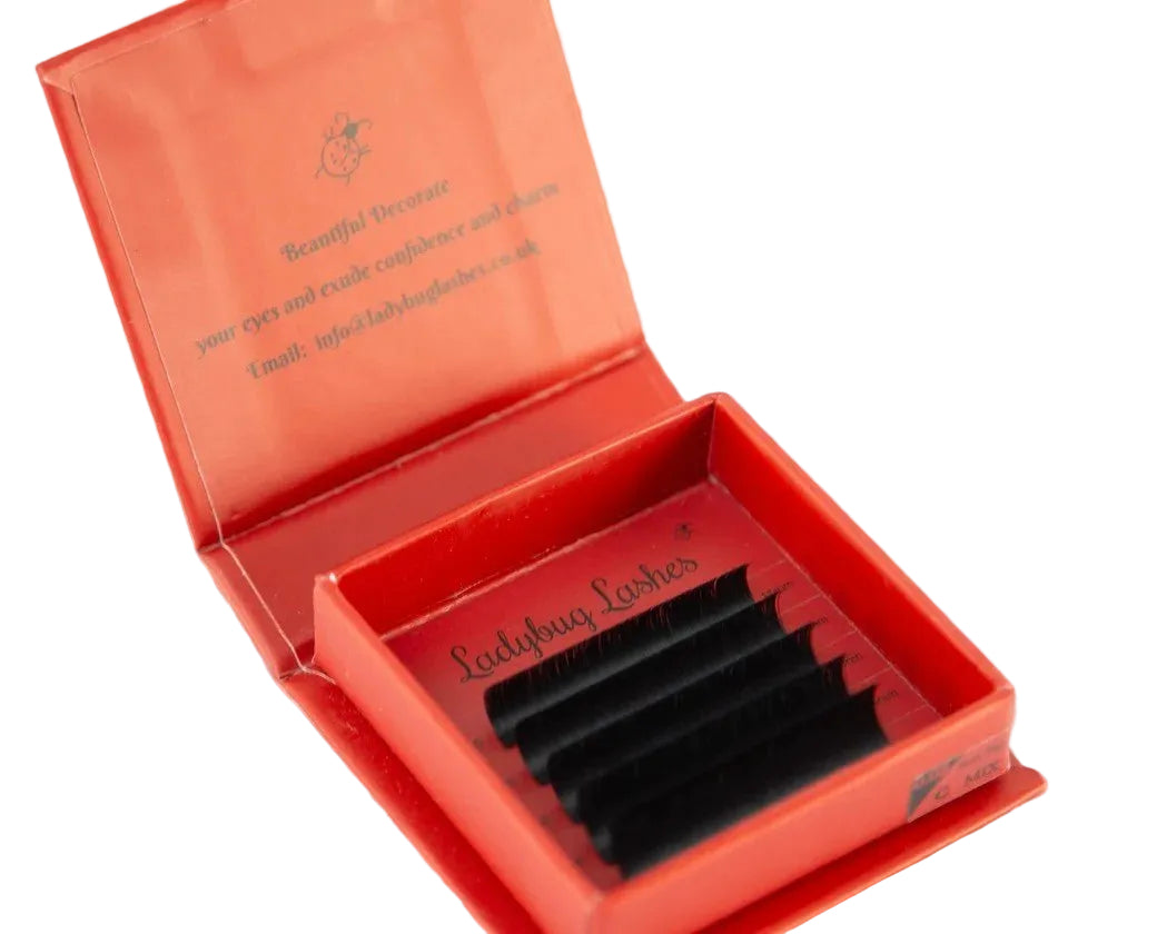 ladybuglashes lashglue lashtrays lashadhesive glueretention cloverlashes wlashes yylashes premades promades lashes