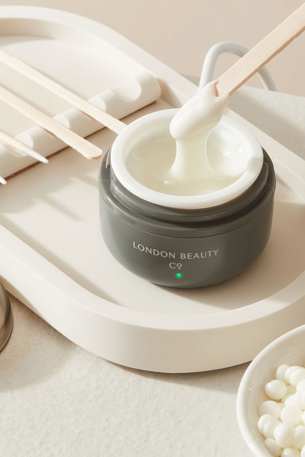 ladybuglashes lashglue lashtrays lashadhesive glueretention cloverlashes wlashes yylashes premades promades lashes