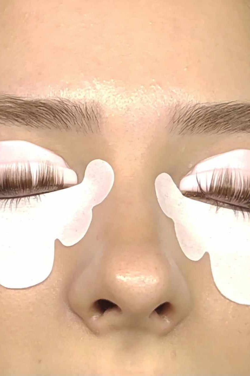 ladybuglashes lashglue lashtrays lashadhesive glueretention cloverlashes wlashes yylashes premades promades lashes