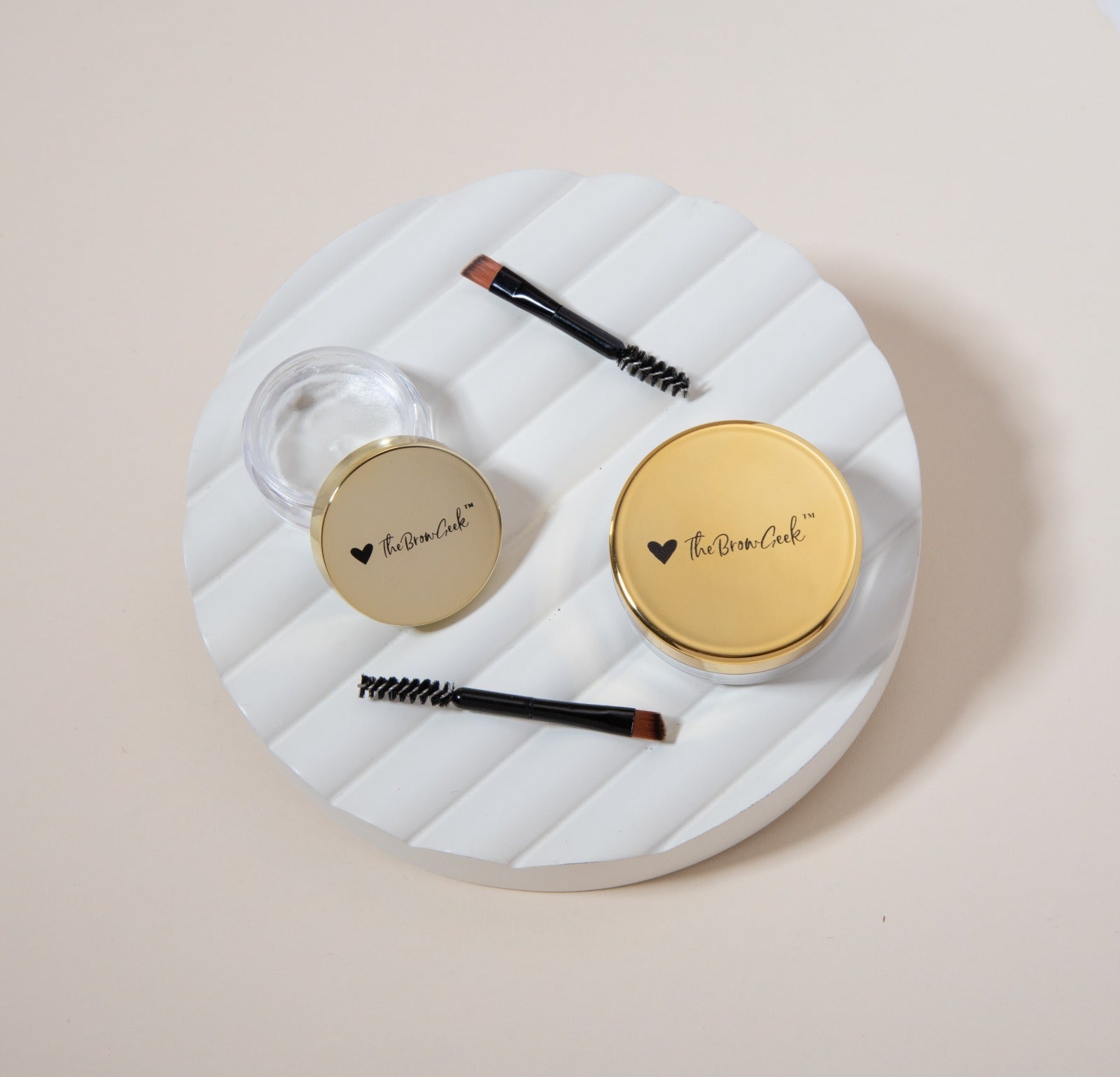 ladybuglashes lashglue lashtrays lashadhesive glueretention cloverlashes wlashes yylashes premades promades lashes