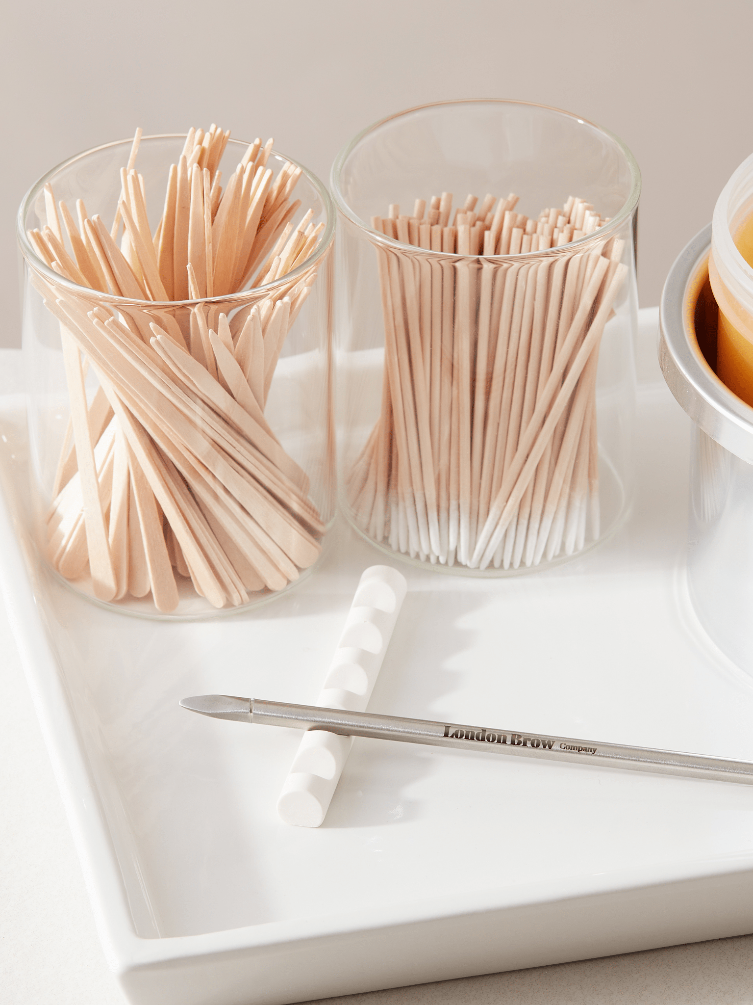 ladybuglashes lashglue lashtrays lashadhesive glueretention cloverlashes wlashes yylashes premades promades lashes