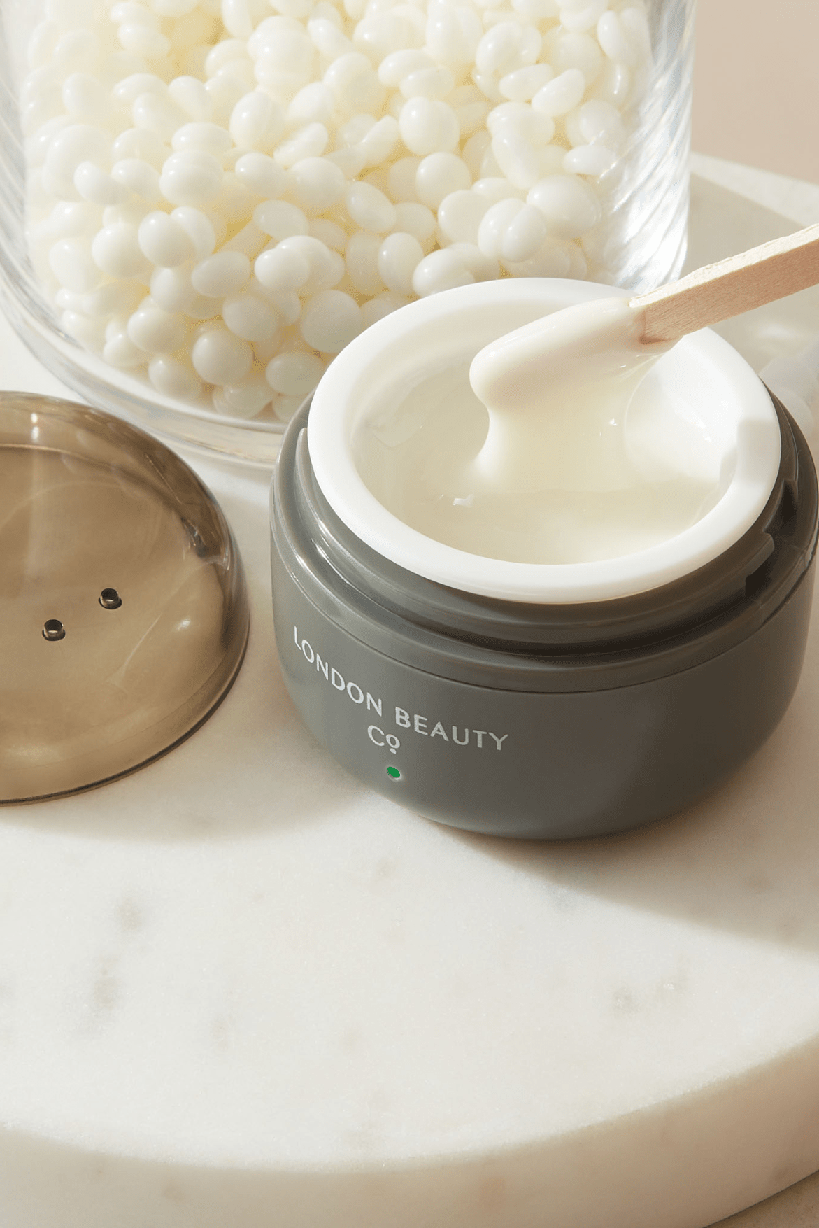 ladybuglashes lashglue lashtrays lashadhesive glueretention cloverlashes wlashes yylashes premades promades lashes