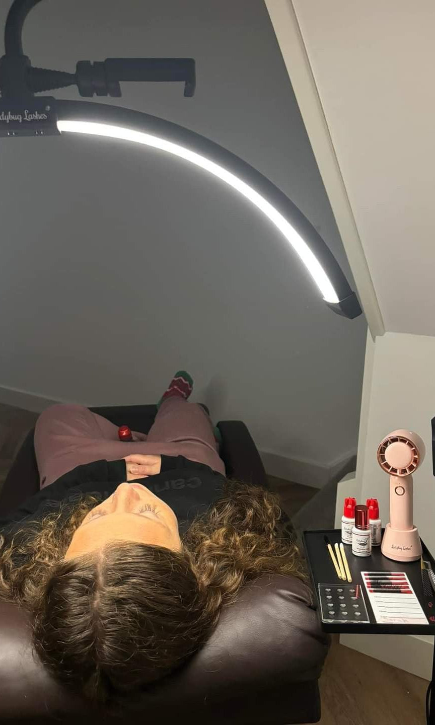 ladybuglashes lashglue lashtrays lashadhesive glueretention cloverlashes wlashes yylashes premades promades lashes