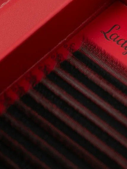 ladybuglashes lashglue lashtrays lashadhesive glueretention cloverlashes wlashes yylashes premades promades lashes