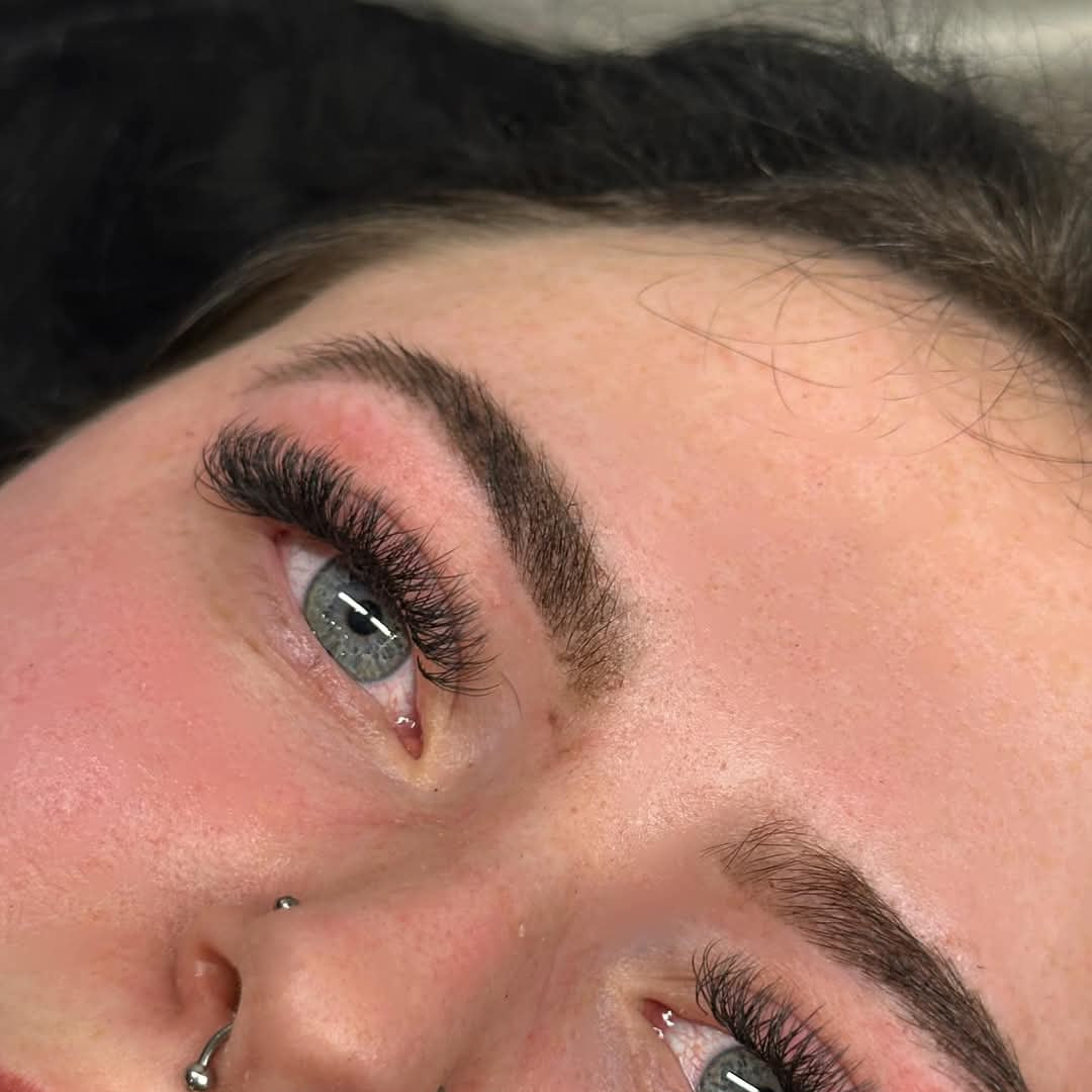 Ladybug Lashes W Lashes Mixed Tray 16 Rows