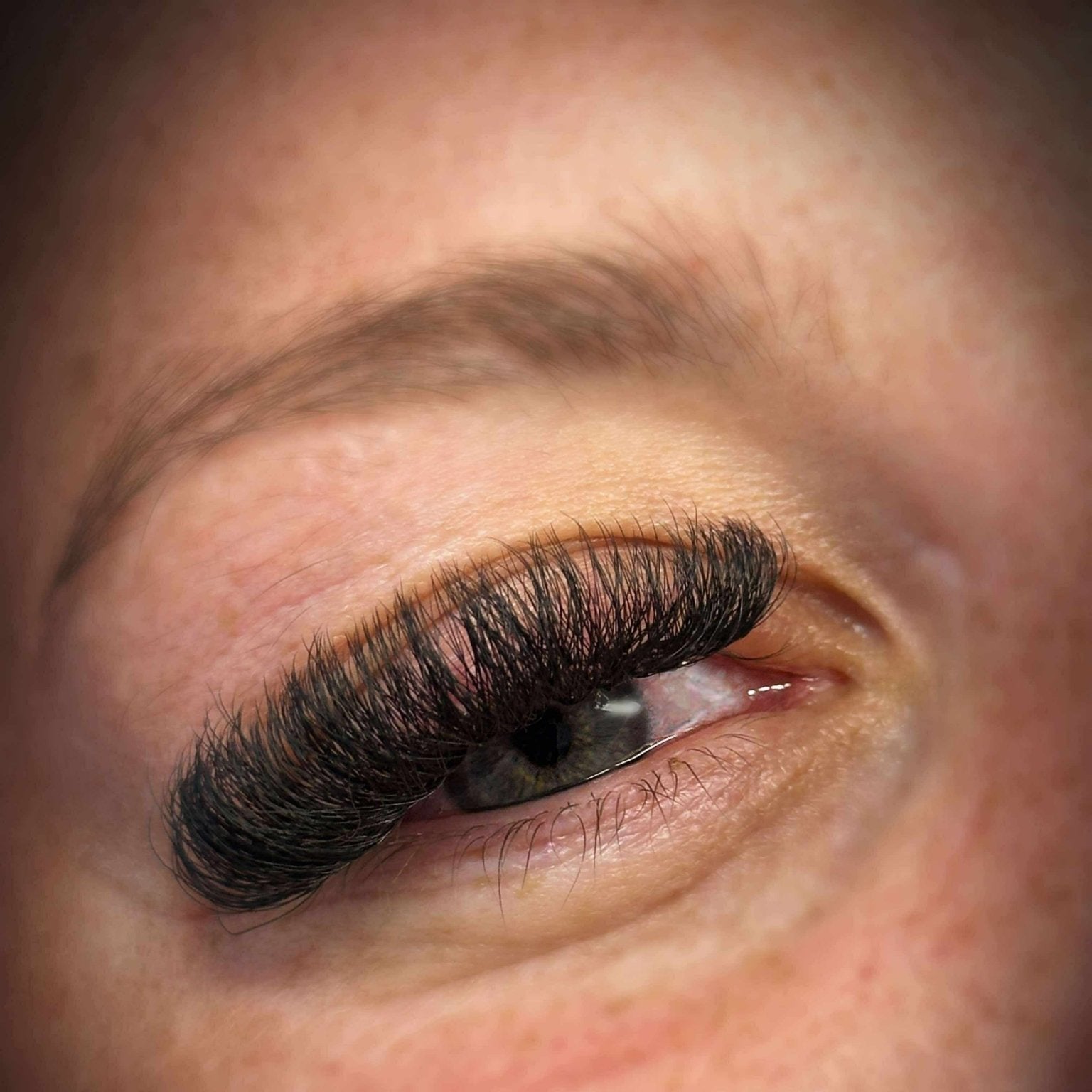 10D Clover Lashes 16 row mixed box