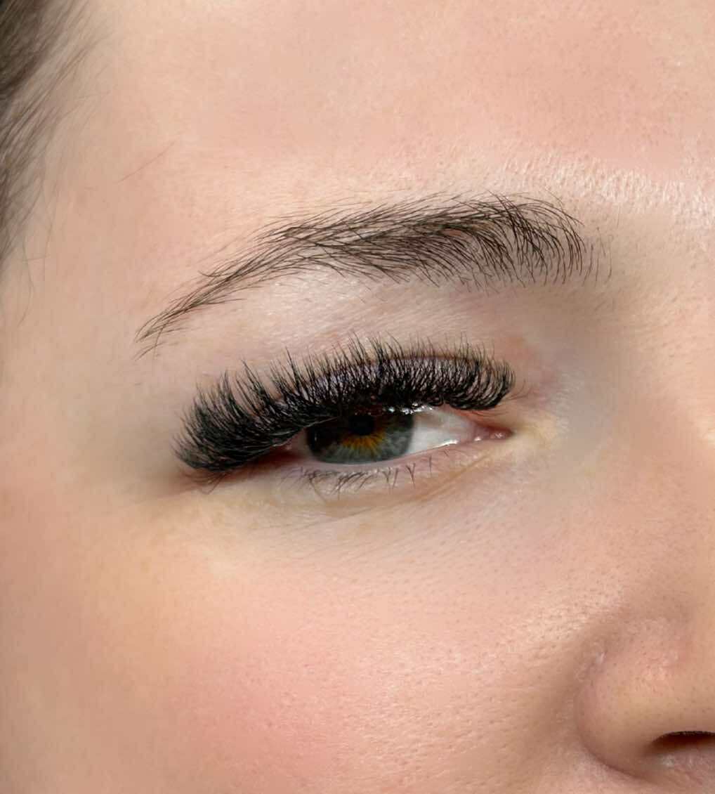 8D Clover Lashes 16 row mixed tray