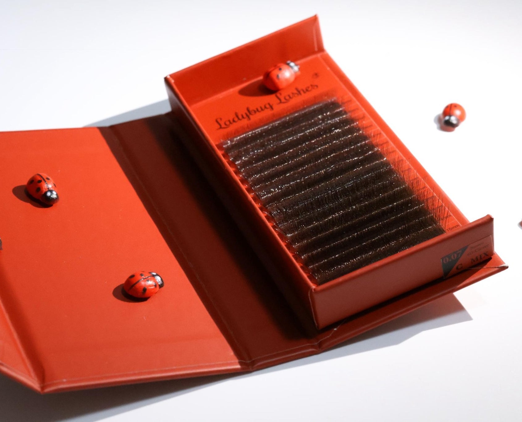 ladybuglashes lashglue lashtrays lashadhesive glueretention cloverlashes wlashes yylashes premades promades lashes