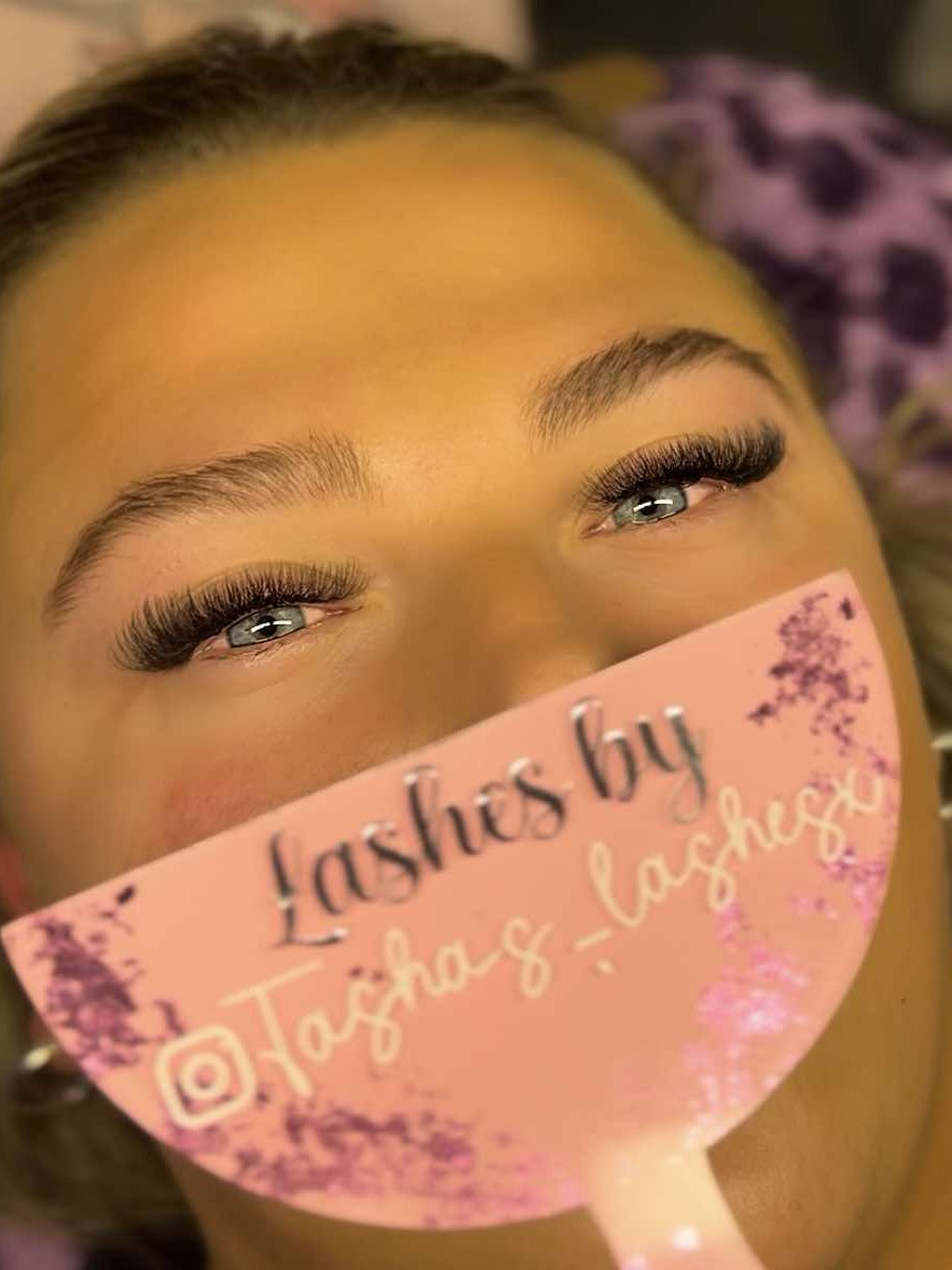 8D Clover Lashes 16 row mixed tray