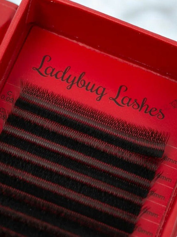 Ladybug Lashes W Lashes Mixed Tray 16 Rows