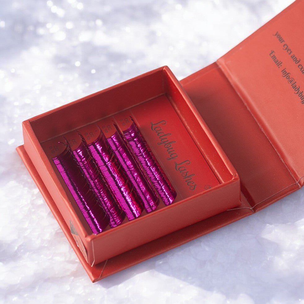 ladybuglashes lashglue lashtrays lashadhesive glueretention cloverlashes wlashes yylashes premades promades lashes