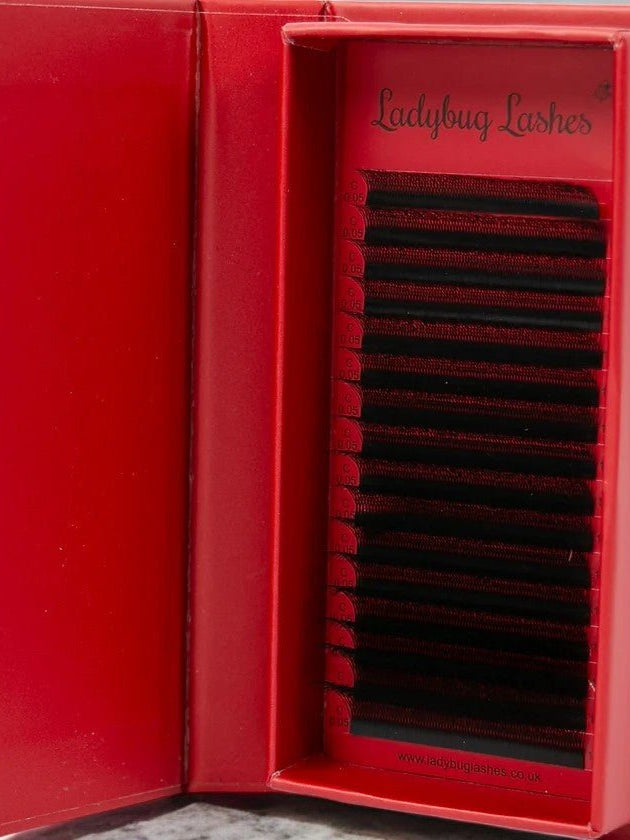 Ladybug Lashes W Lashes Mixed Tray 16 Rows