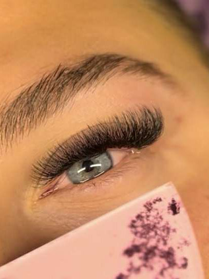 8D Clover Lashes 16 row mixed tray