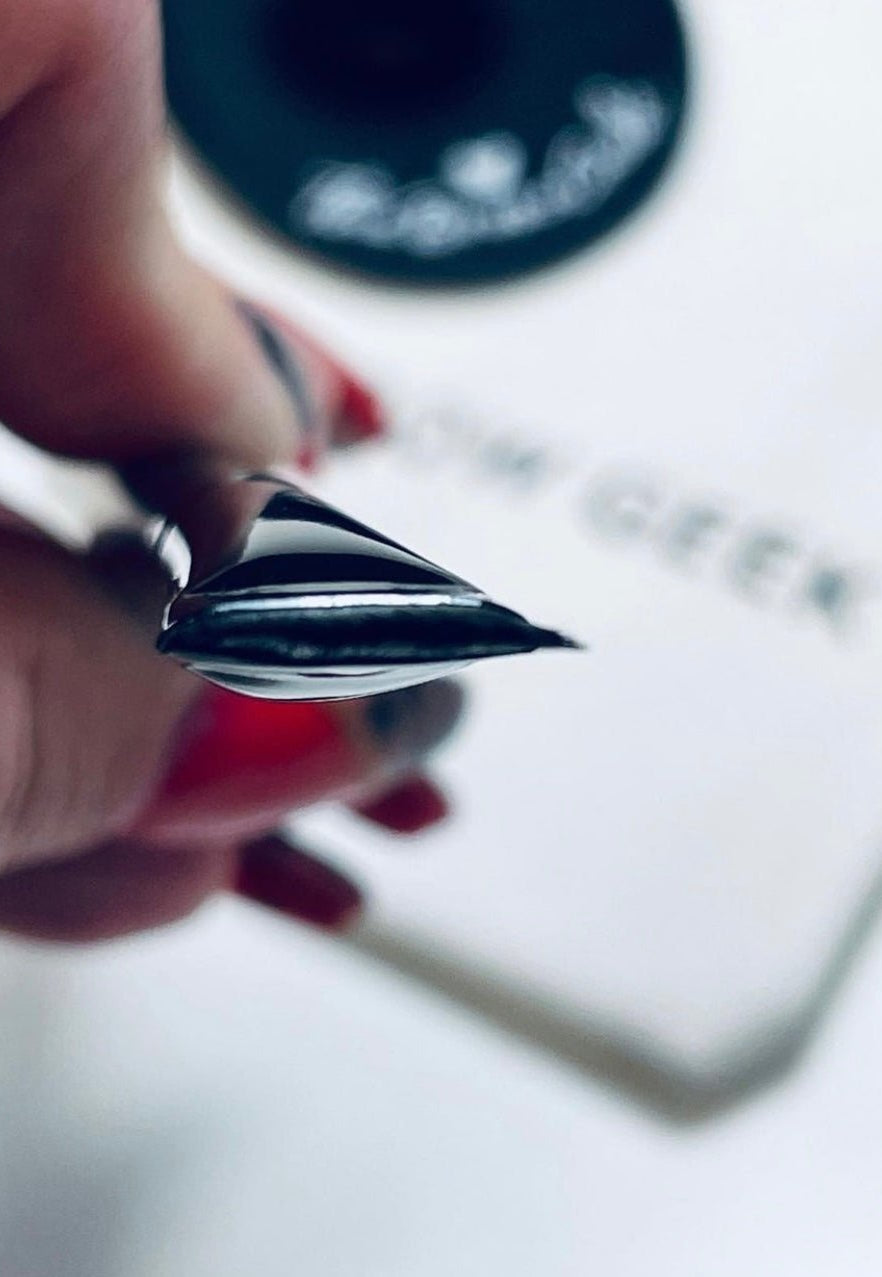 The Brow Geek⢠Your Magic Wands Brow Brushes