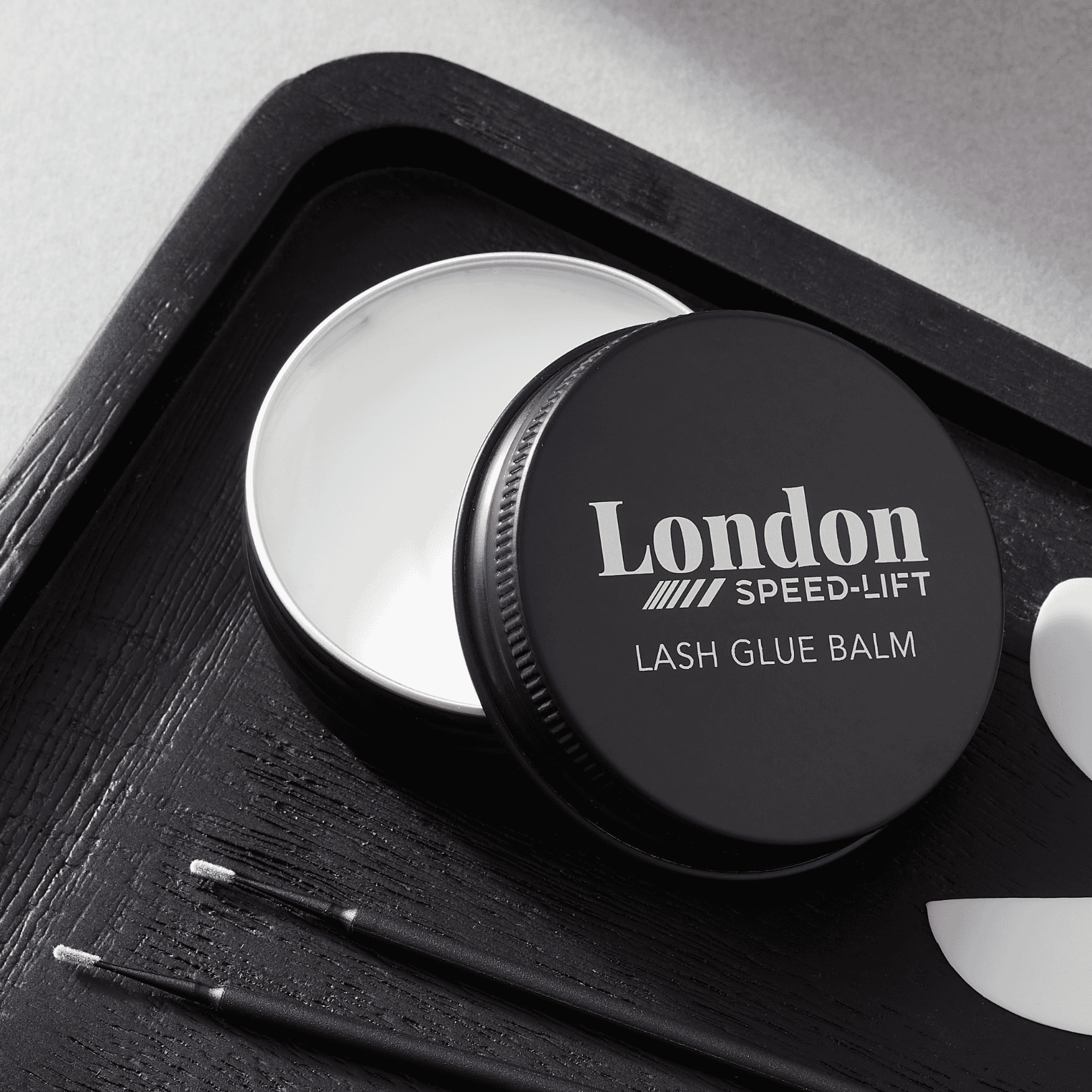 ladybuglashes lashglue lashtrays lashadhesive glueretention cloverlashes wlashes yylashes premades promades lashes