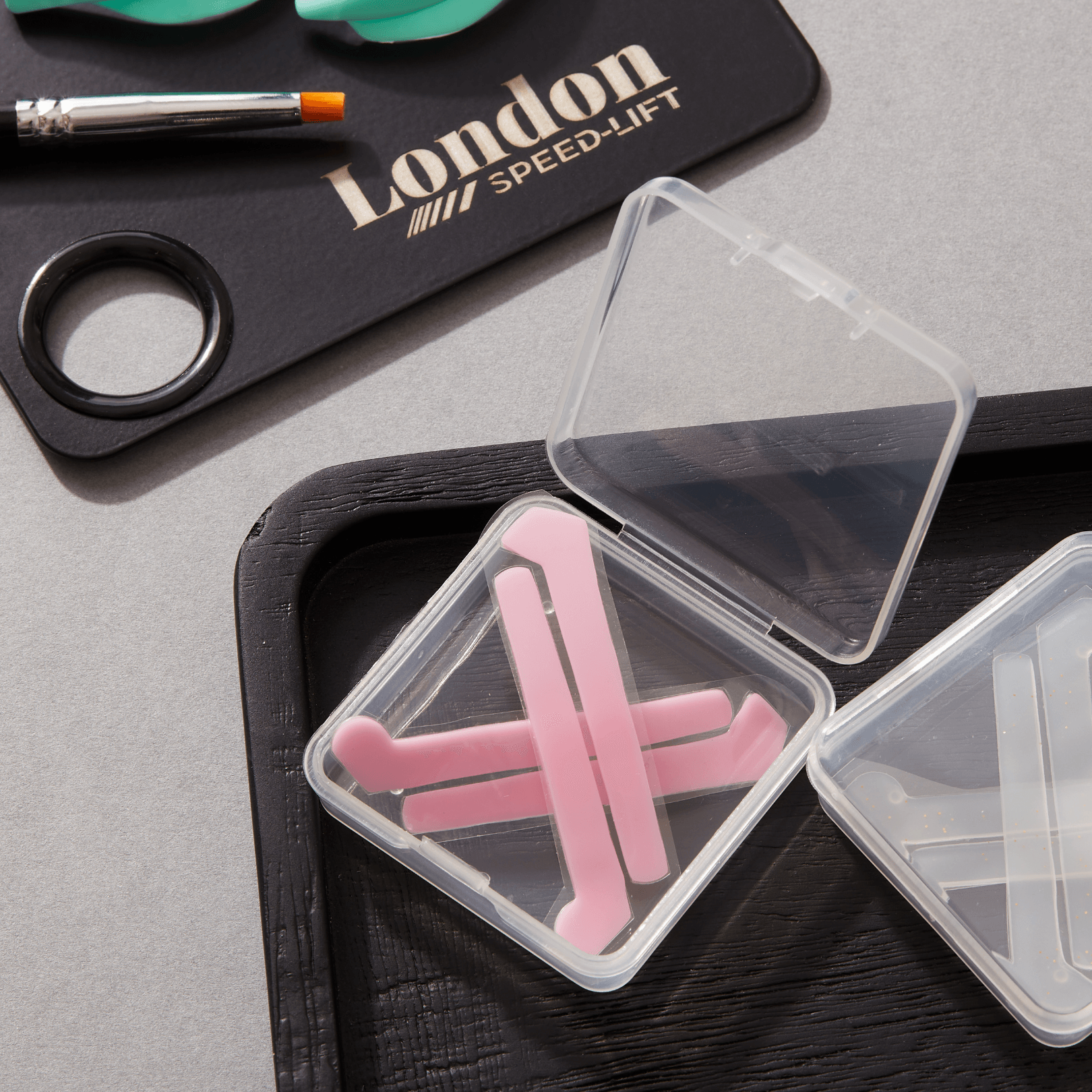 ladybuglashes lashglue lashtrays lashadhesive glueretention cloverlashes wlashes yylashes premades promades lashes