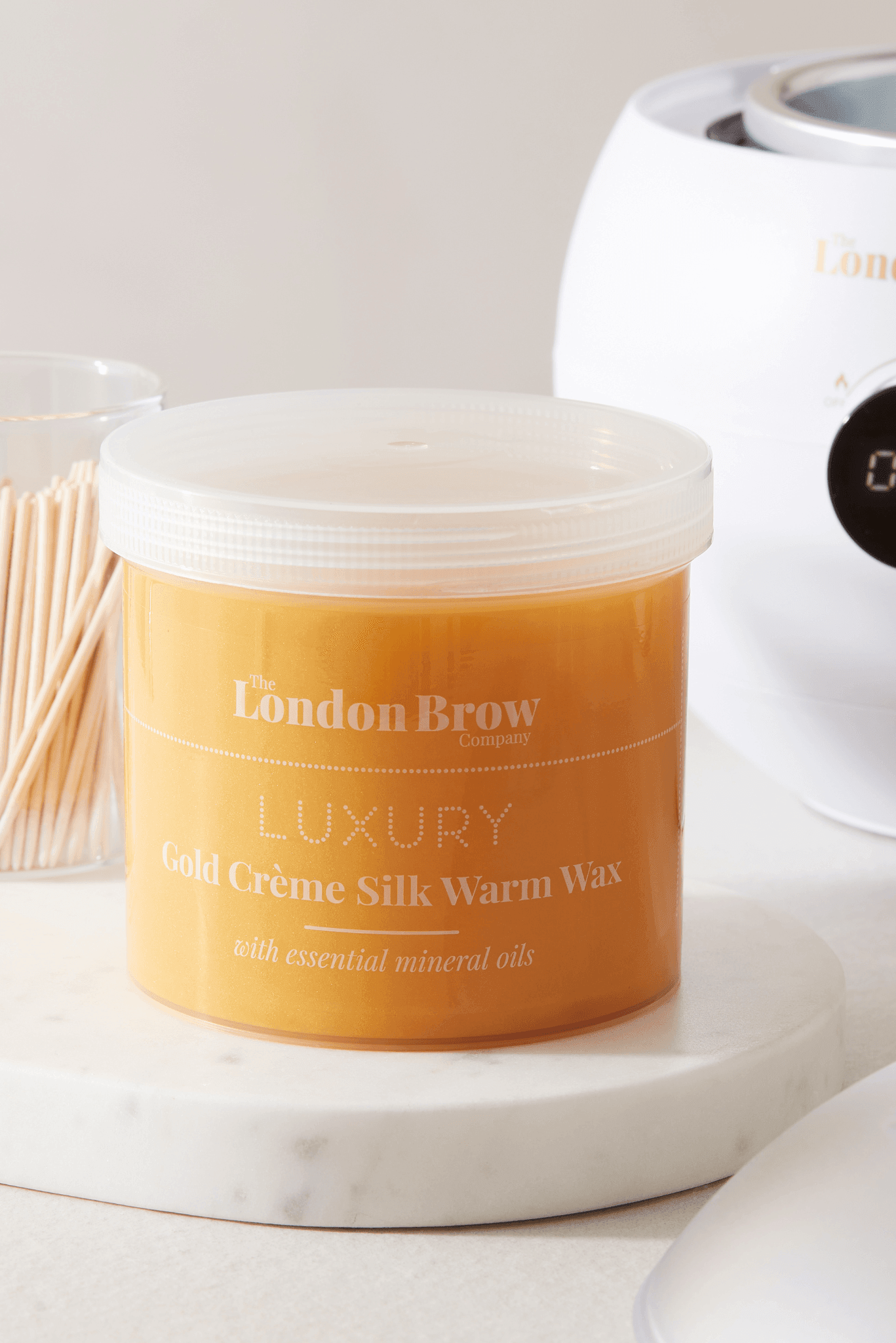 Luxury Silk Metallic Gold Warm Wax – 450g Professional Pot for Sensitive Skin