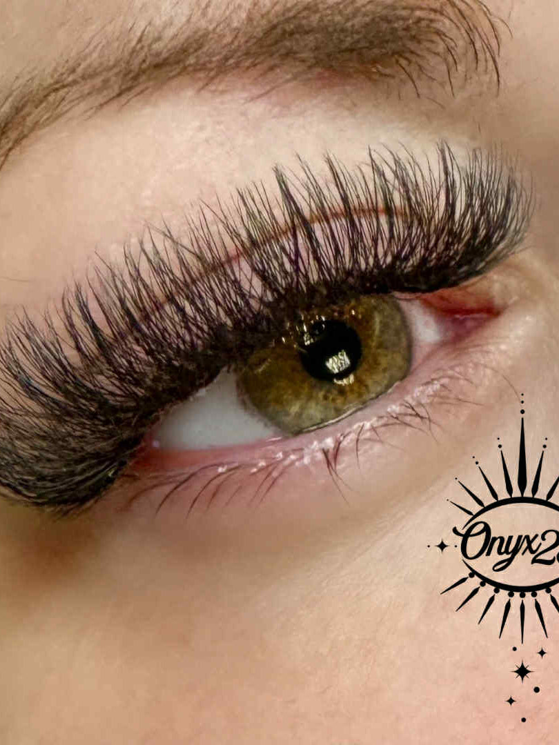 8D Clover Lashes 16 row mixed tray