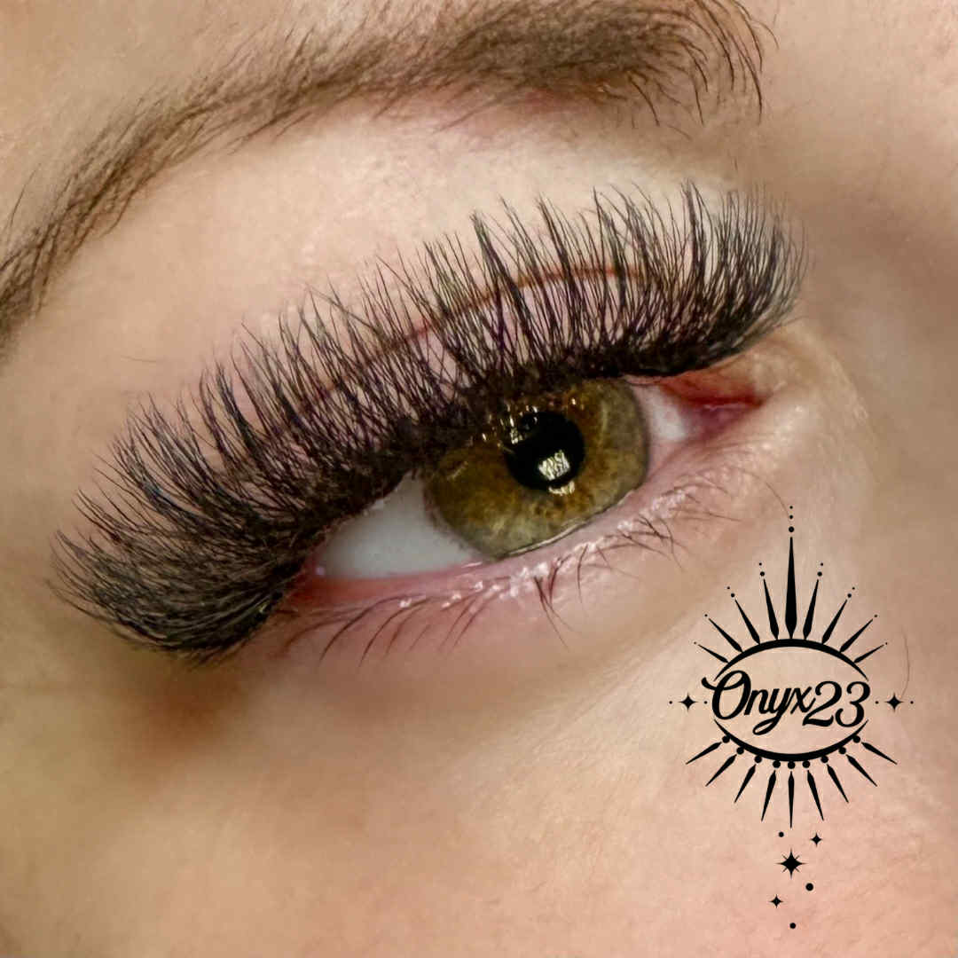 8D Clover Lashes 16 row mixed tray