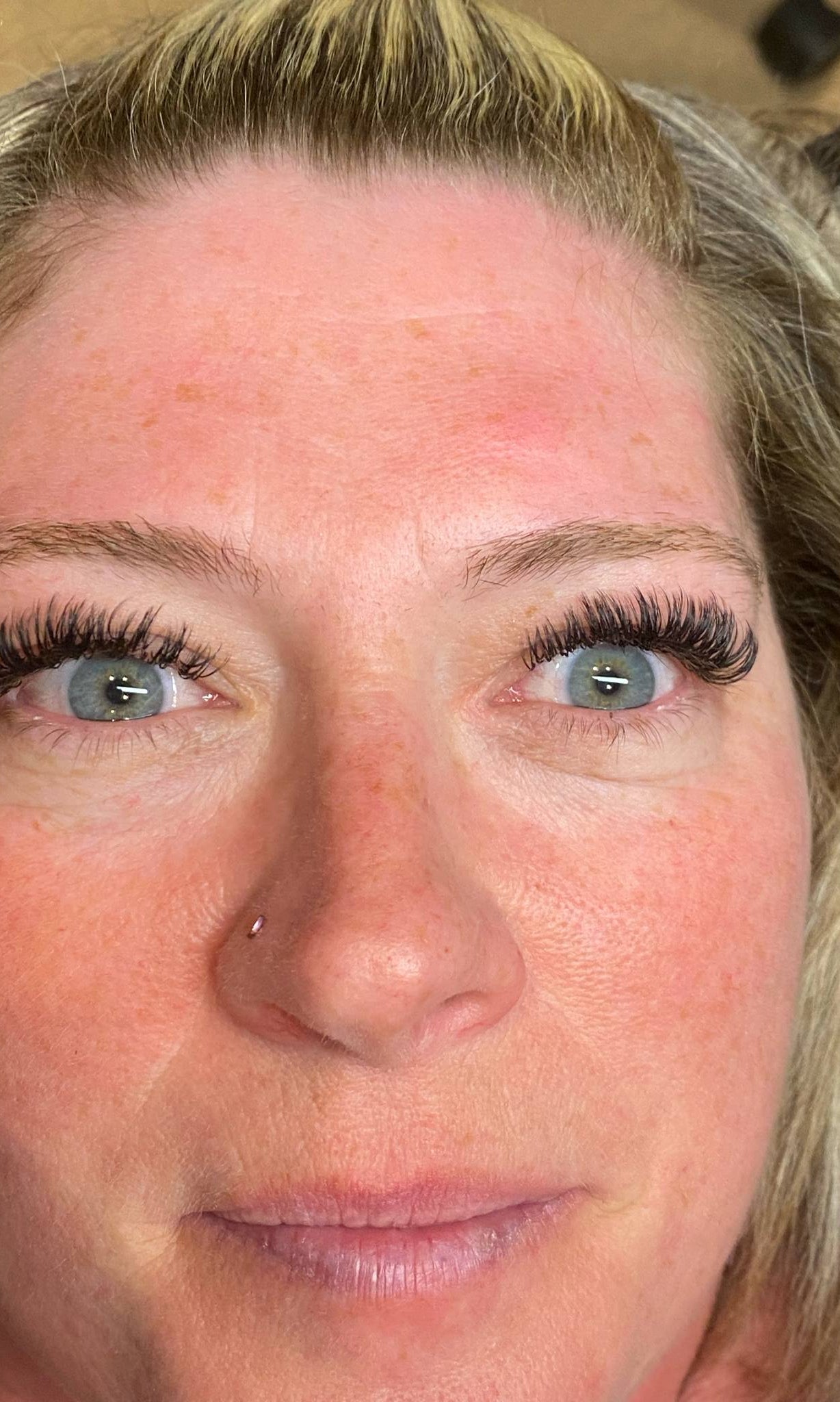 ladybuglashes lashglue lashtrays lashadhesive glueretention cloverlashes wlashes yylashes premades promades lashes