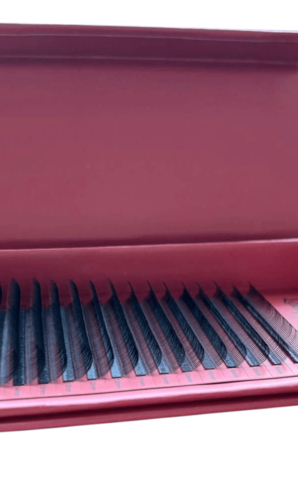 ladybuglashes lashglue lashtrays lashadhesive glueretention cloverlashes wlashes yylashes premades promades lashes