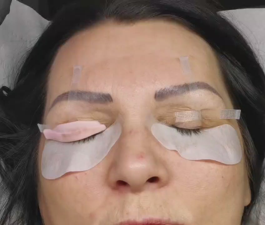A demo of using the Lash & Brow Lamination Angled Silicone Applicator Brush