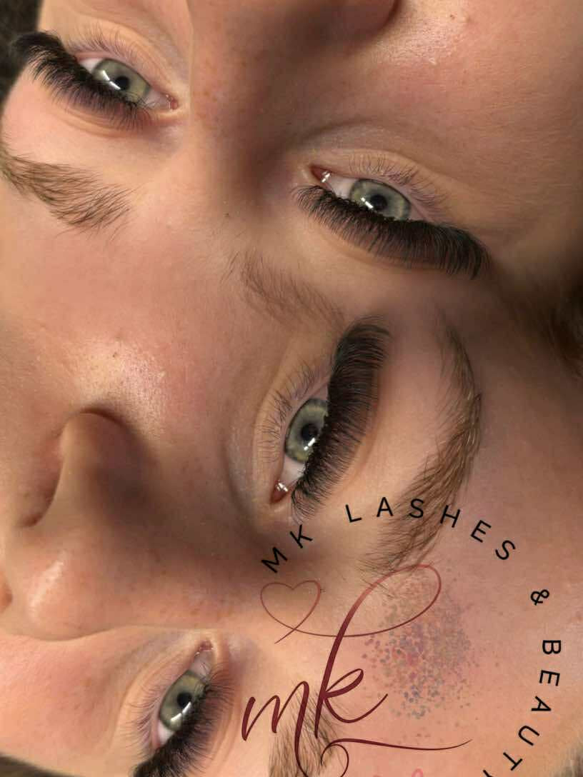 8D Clover Lashes 16 row mixed tray