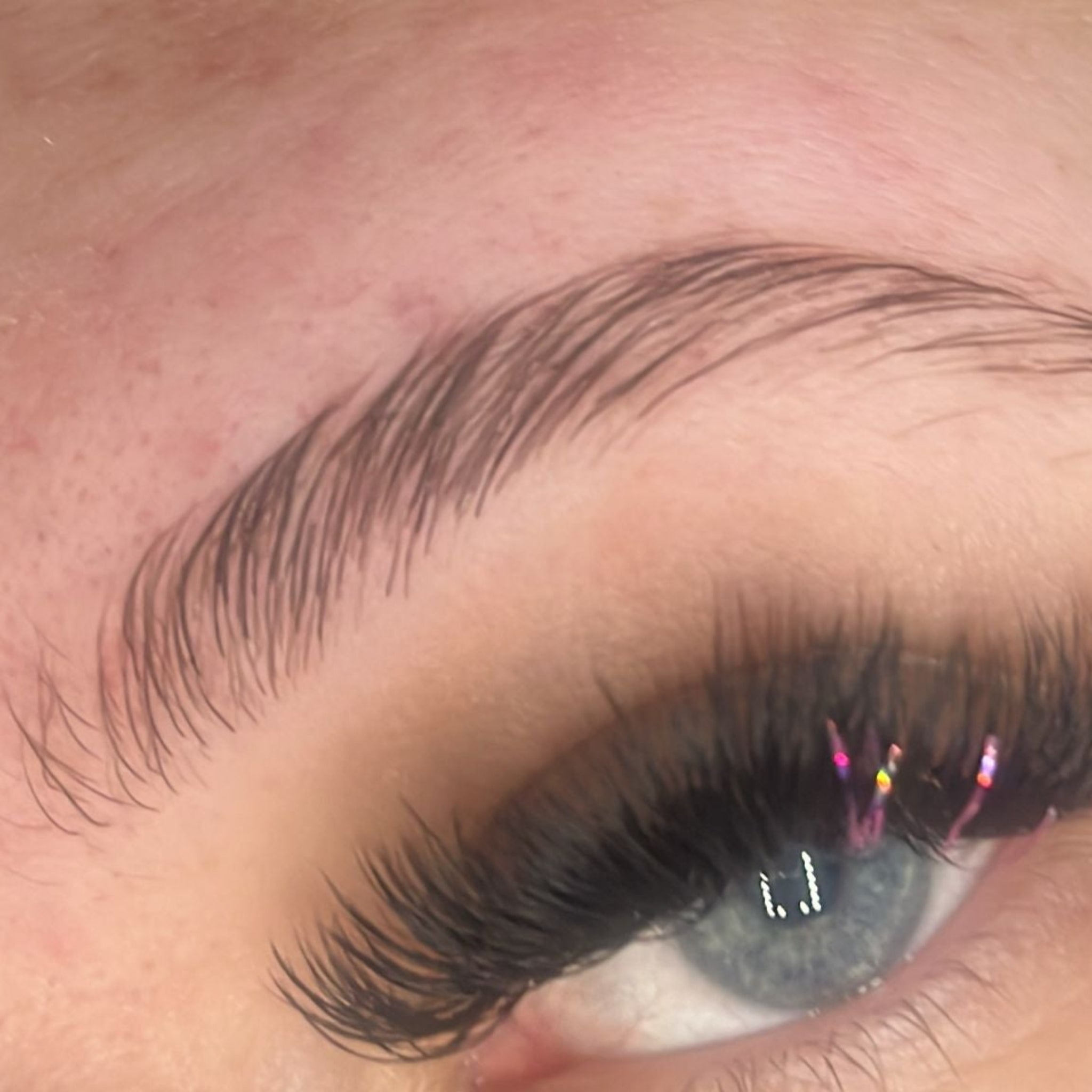 Before using LADYBUGLASHES Brow Gel – natural ungroomed brows