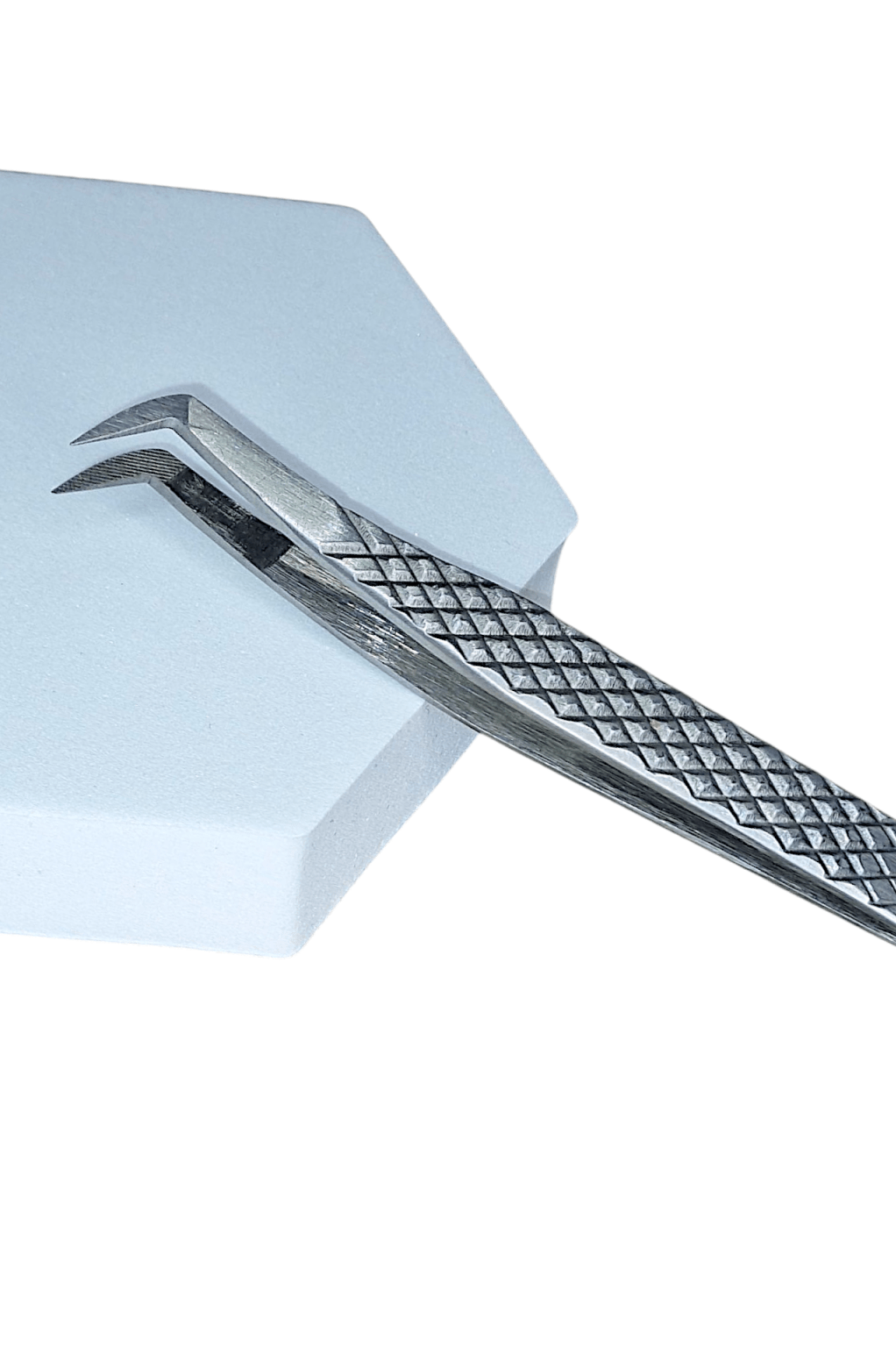 Halo 90 Tweezers with Fibre Grip – Perfect for Promade, Classic & Volume Lashes