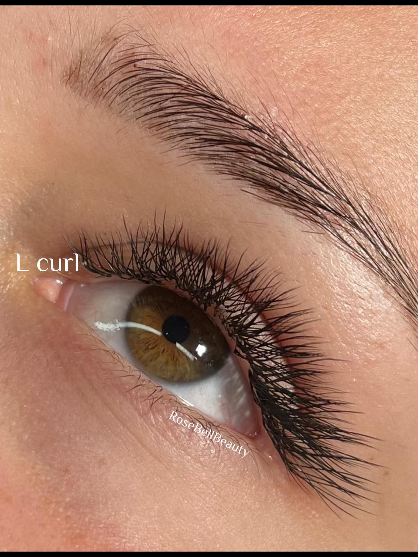 Platinum Range Flat L Curl Lashes – Mixed Tray, 16 Rows