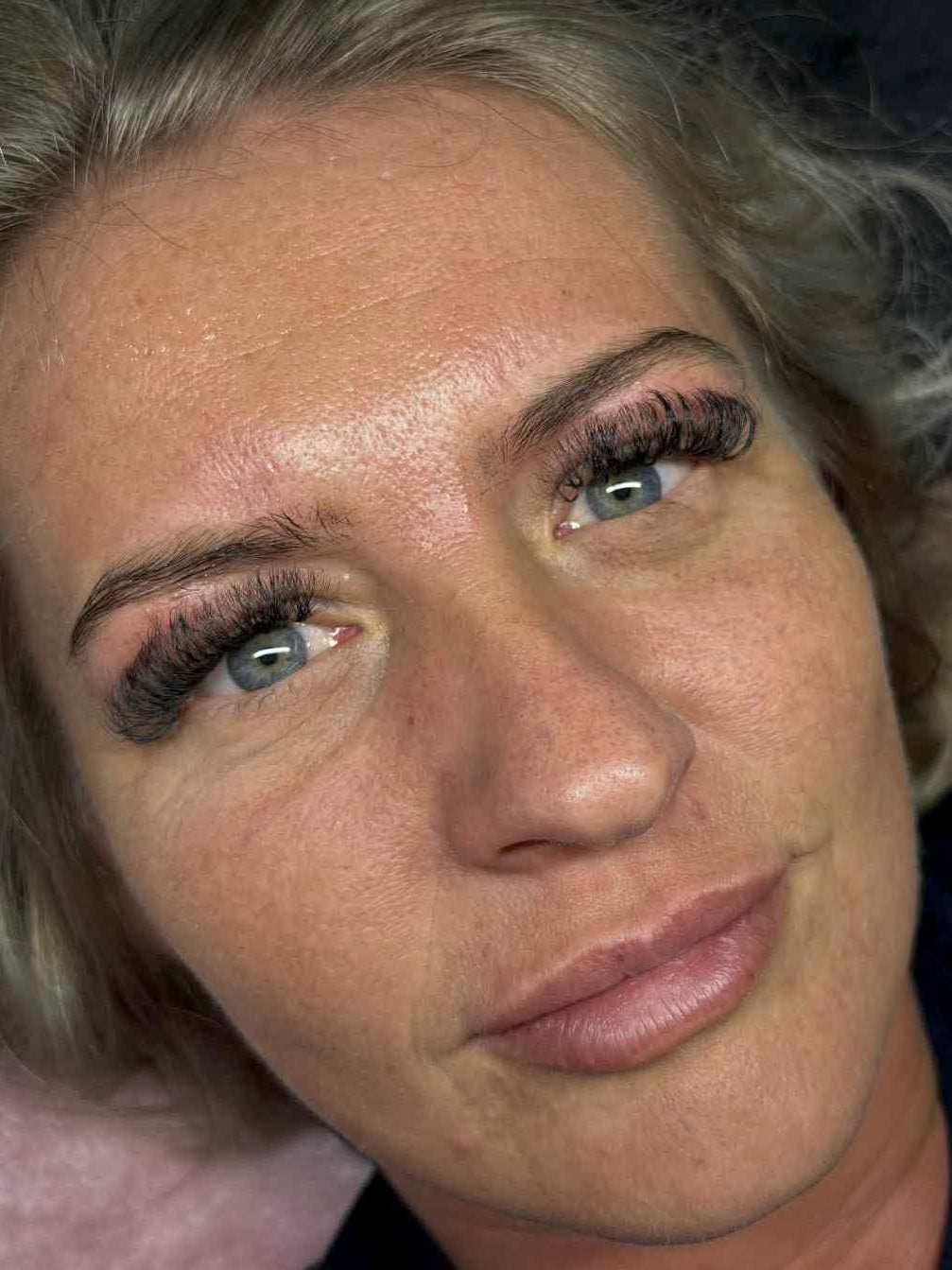 10D Clover Lashes 16 row mixed box