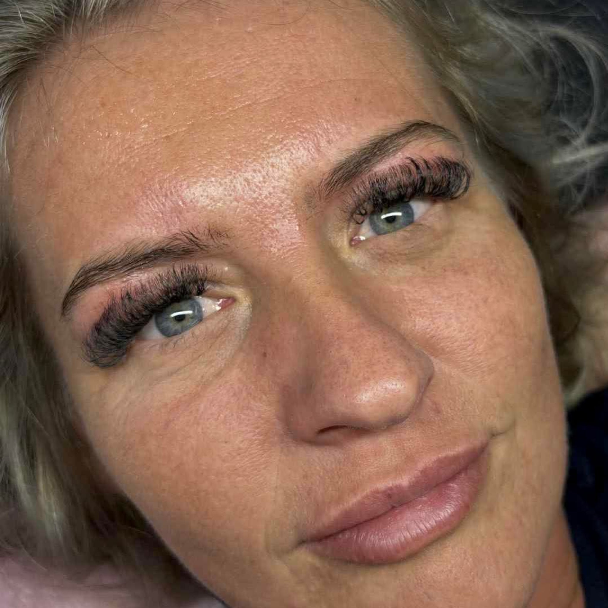 10D Clover Lashes 16 row mixed box