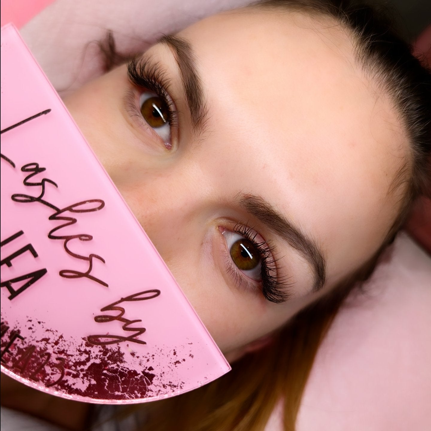 Cashmere Flat Classics β 16 Row Mixed Tray in Brown π€π€ or Caramel π€π€