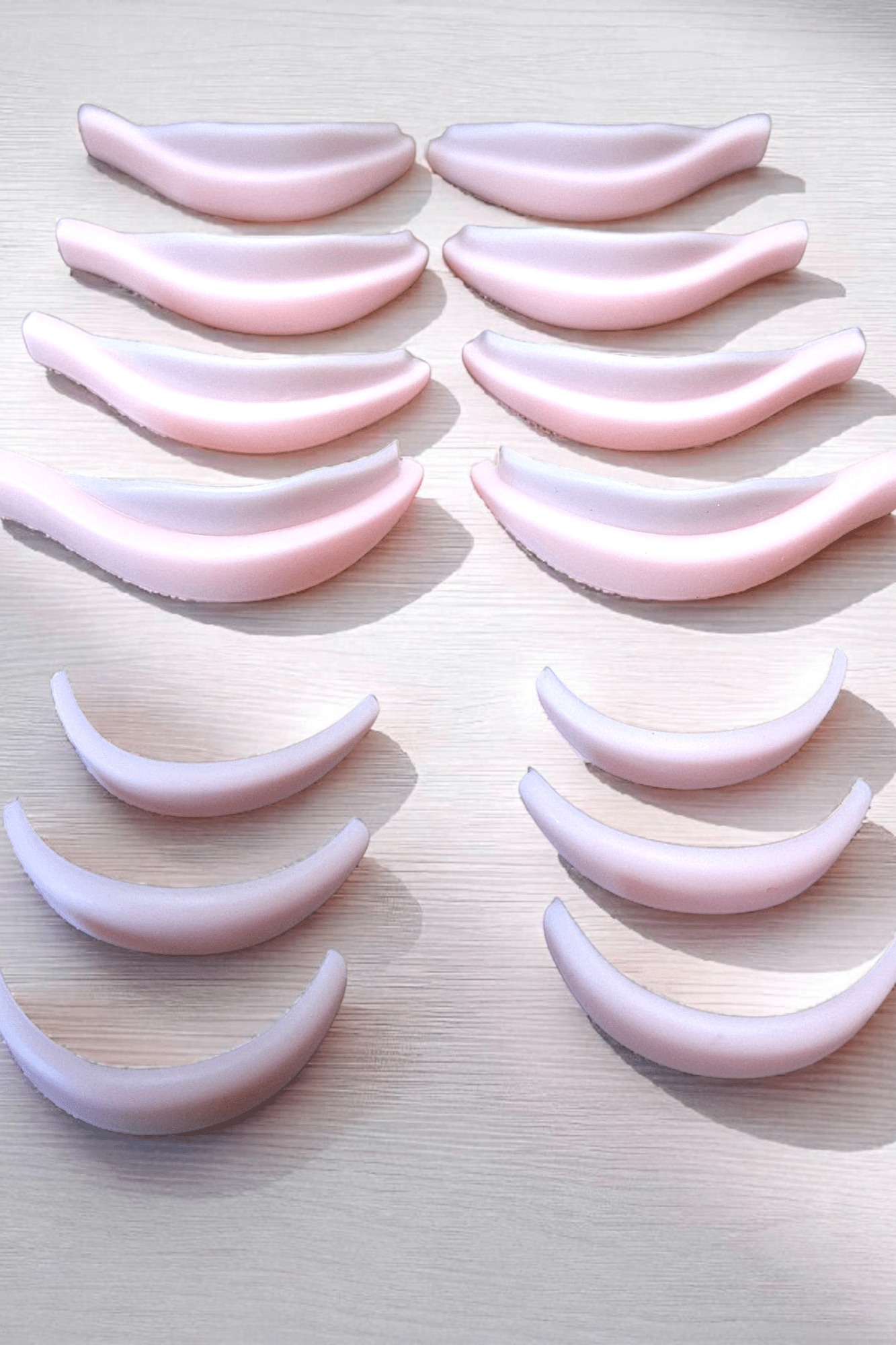 ladybuglashes lashglue lashtrays lashadhesive glueretention cloverlashes wlashes yylashes premades promades lashes