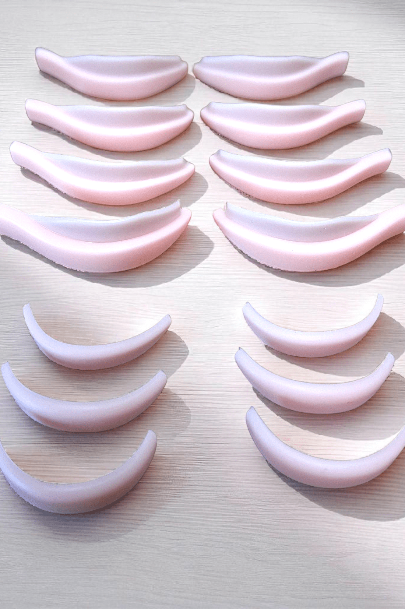 ladybuglashes lashglue lashtrays lashadhesive glueretention cloverlashes wlashes yylashes premades promades lashes