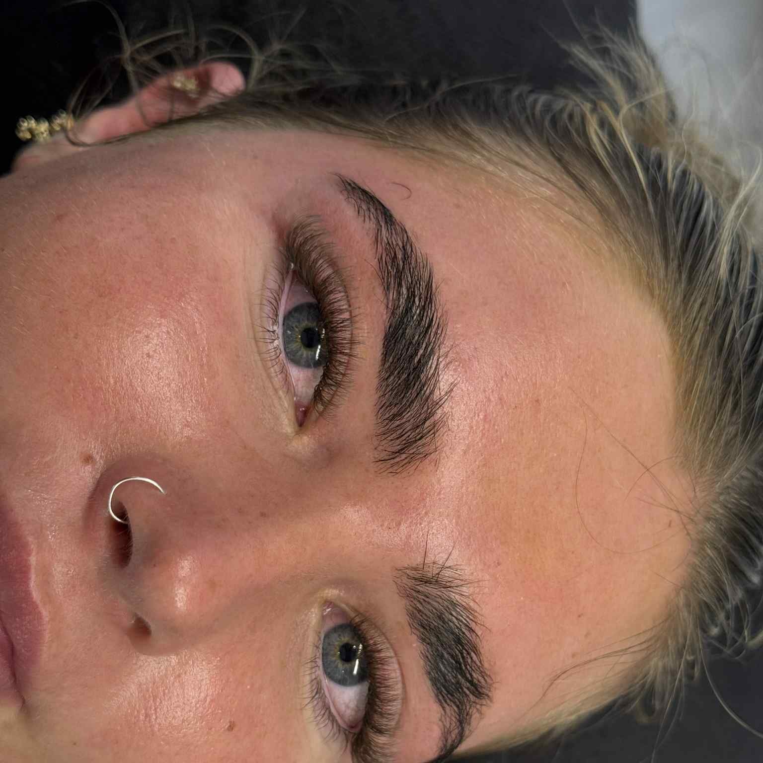 ladybuglashes lashglue lashtrays lashadhesive glueretention cloverlashes wlashes yylashes premades promades lashes