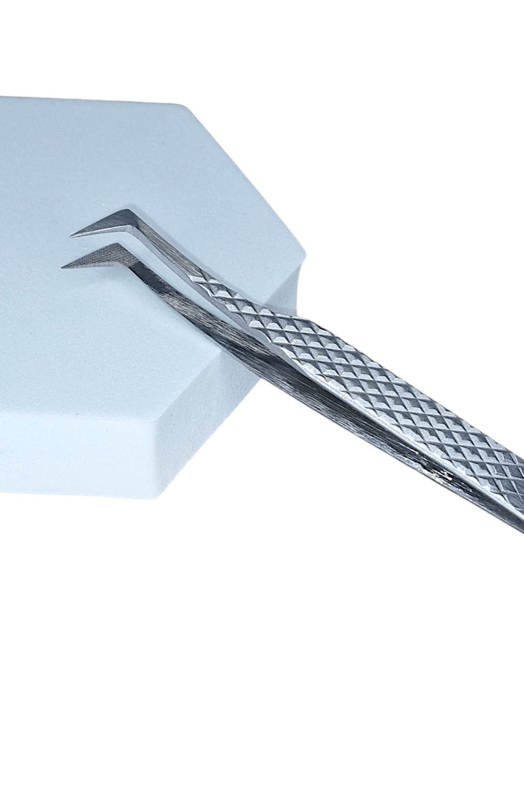 Fibre Grip Volume Tweezers – Perfect for Creating Volume Fans