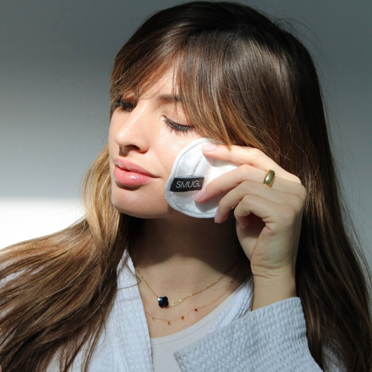 ladybuglashes lashglue lashtrays lashadhesive glueretention cloverlashes wlashes yylashes premades promades lashes